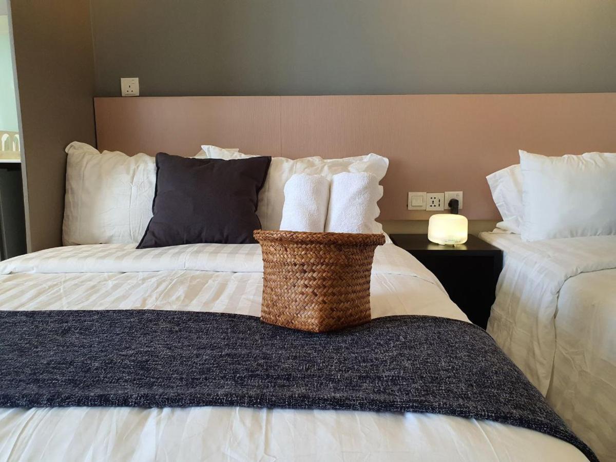 The Perfect Getaway @ Tamarind Suites, Netflix 300Mbps Cyber Dzsaja Kültér fotó