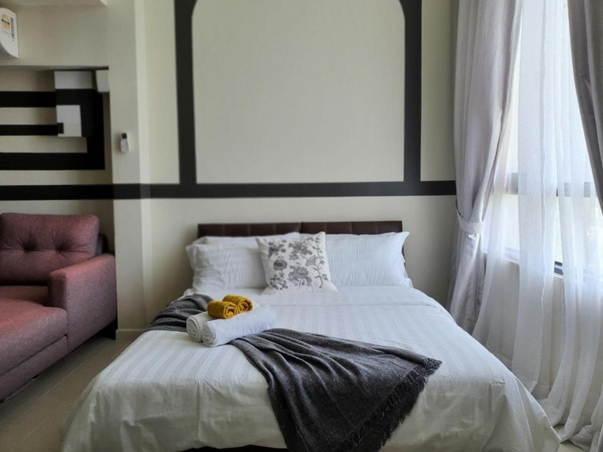 The Perfect Getaway @ Tamarind Suites, Netflix 300Mbps Cyber Dzsaja Kültér fotó